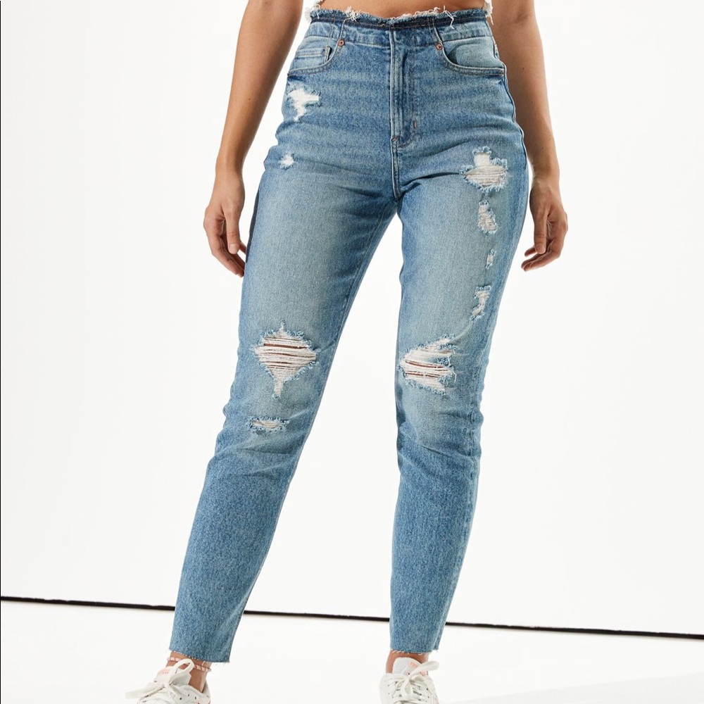 ISO*******AE Stretch Mom Jeans*****